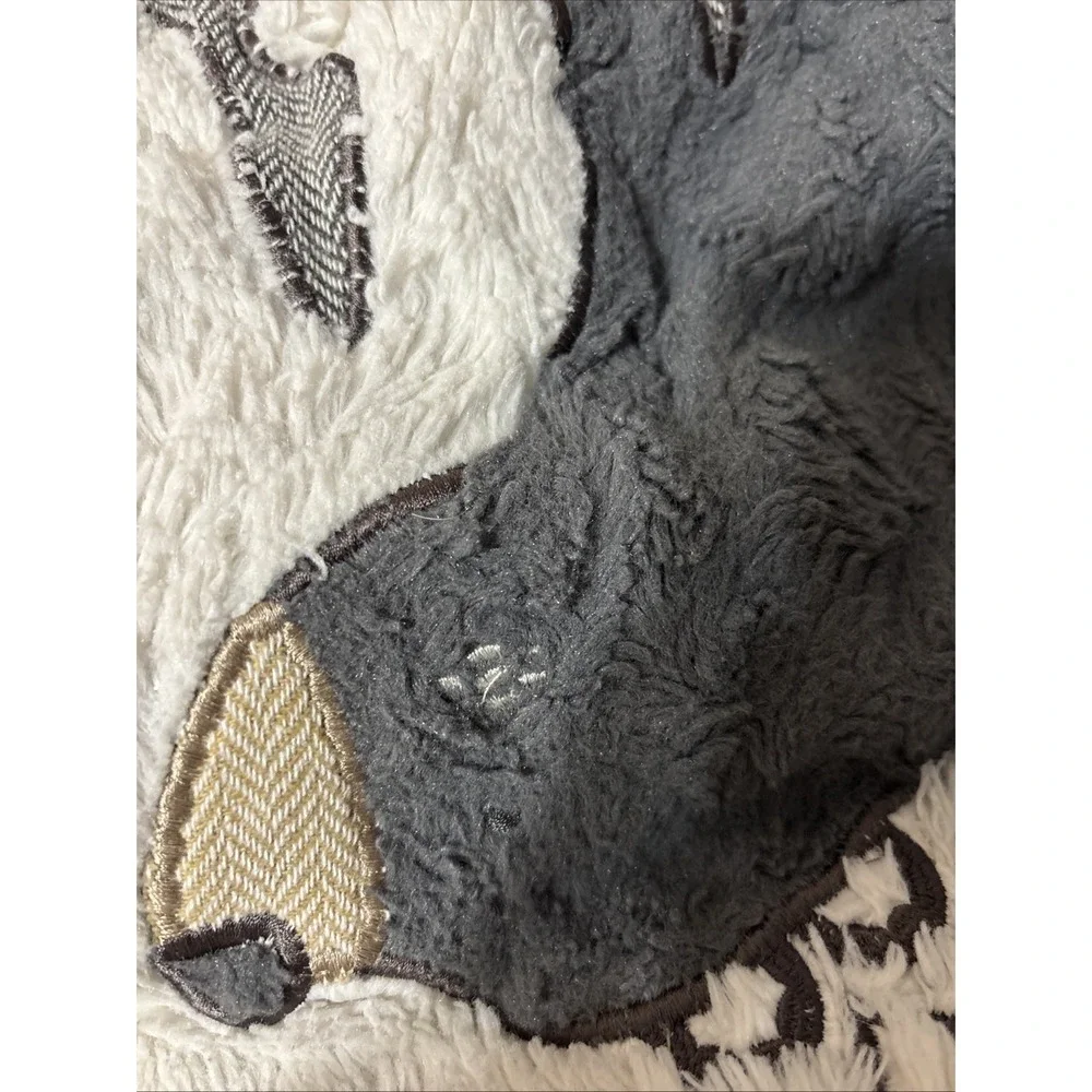 Levtex Baby Crib Blanket With Woodland Theme 39 X‎ 34.EUC